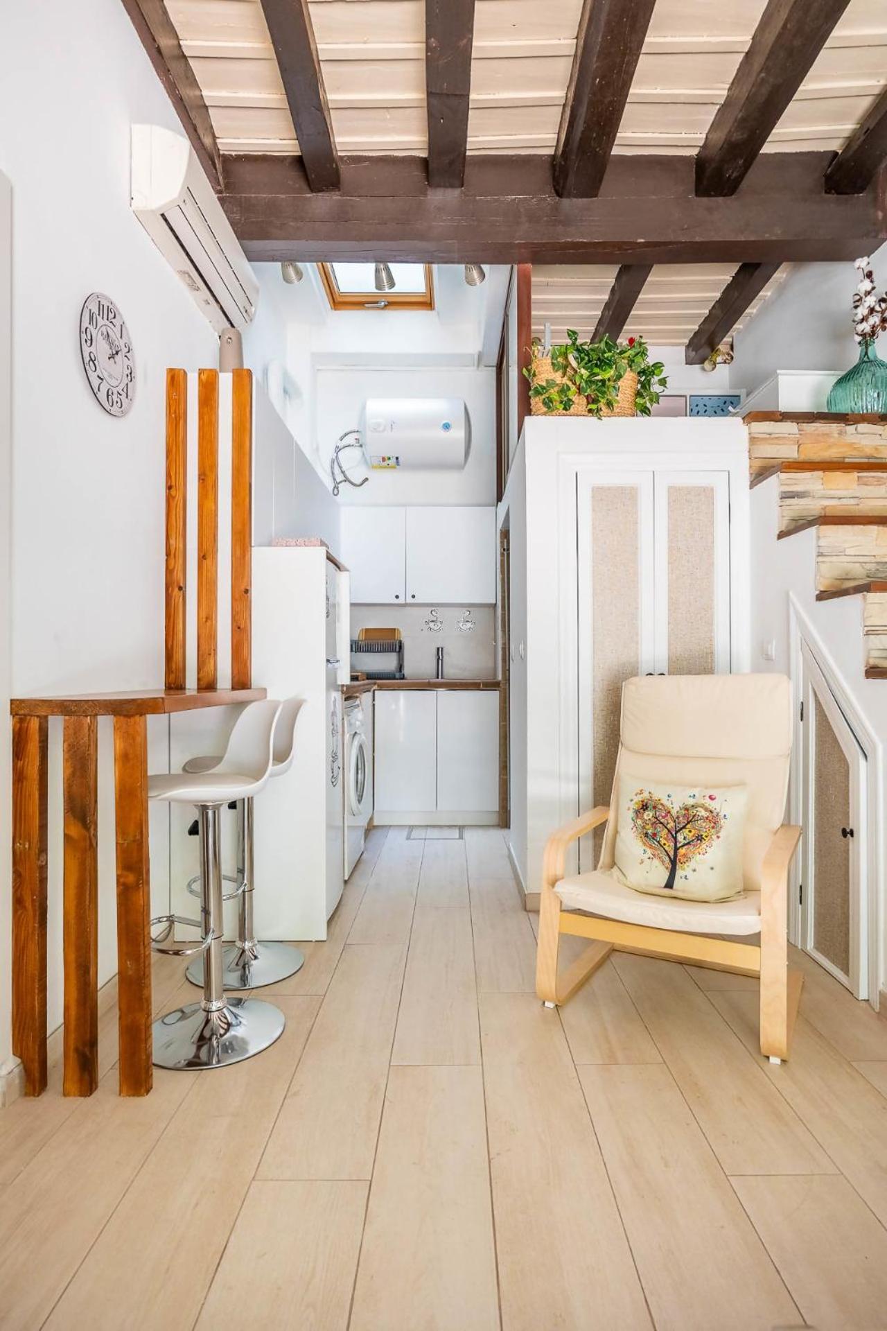 Comfy Away - Estudio En Patio De Vecinos En Las Setas Σεβίλλη Εξωτερικό φωτογραφία