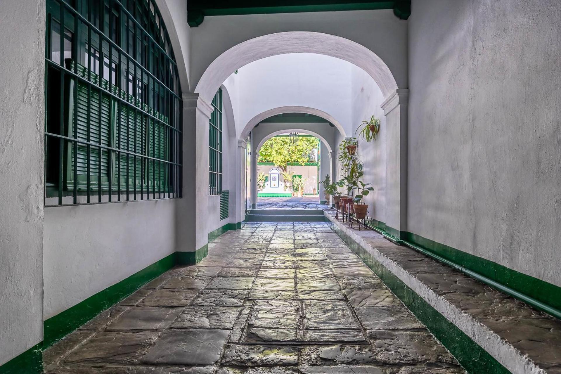 Comfy Away - Estudio En Patio De Vecinos En Las Setas Σεβίλλη Εξωτερικό φωτογραφία
